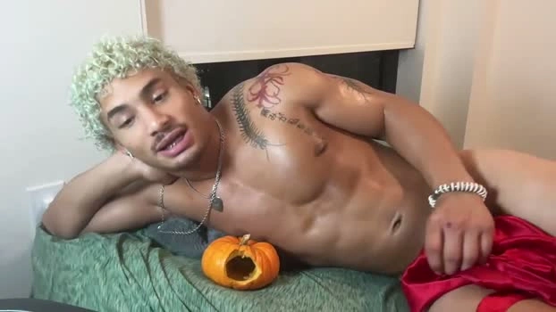 kingzosh 17-10-2026 Male play sexybody Video