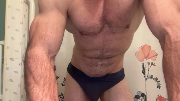 musclejock313 17-10-2026 Male bigballs bigcock Video