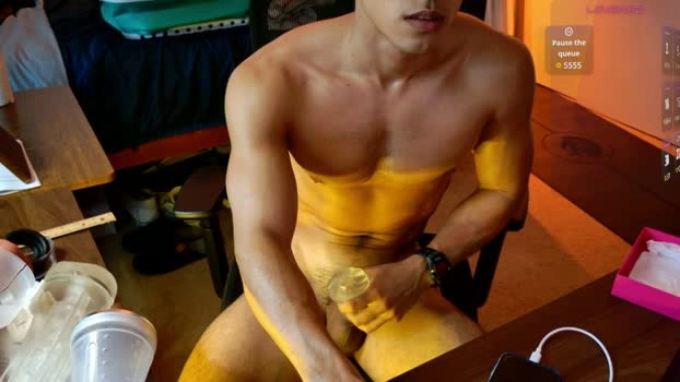 alessandro_fantasia 18-10-2026 Male moan hot Video