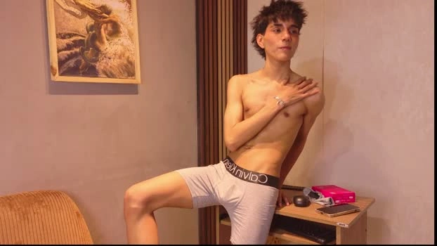 christopher_robin4 18-10-2026 Male nude fuckme Video