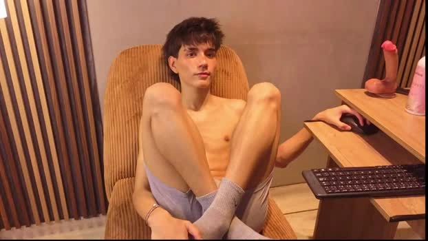 christopher_robin4 18-10-2026 Male kink Recorded Video