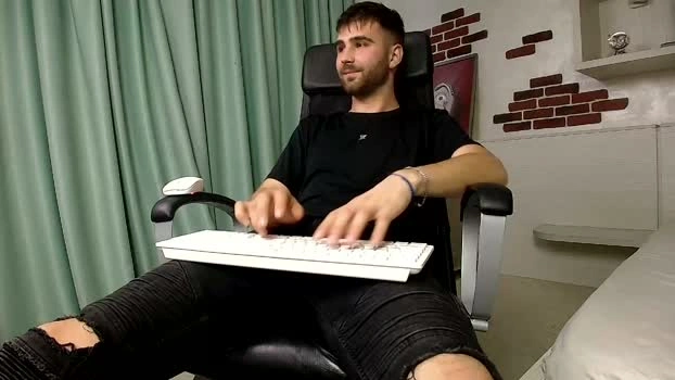 kyloeast 20-10-2026 Male harddick oral Video