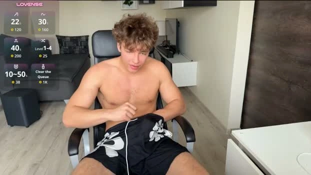 lukedesirable 20-10-2026 Male bigballs bigcock Video