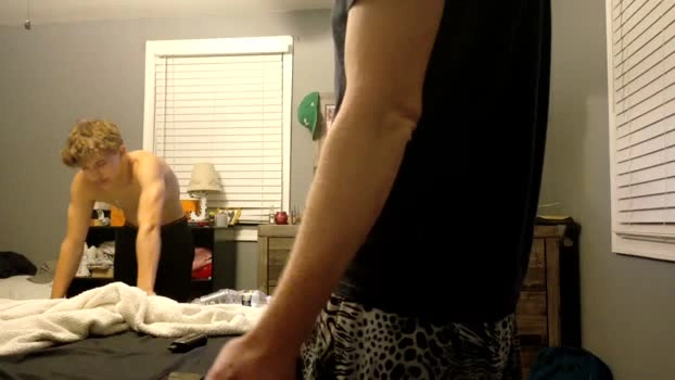 cravevalentino 22-10-2026 Male fuck skinny Video