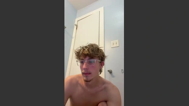 bradyglenxo 22-10-2026 Male wank bj-dildo Video