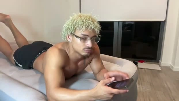 kingzosh 24-10-2026 Male love fuckhard Video