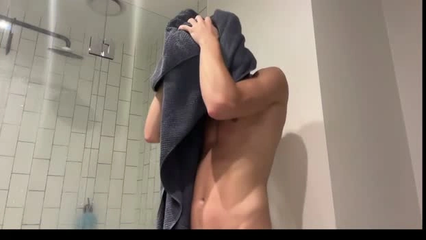 loves_leo 25-10-2026 Male sexy spanking Video