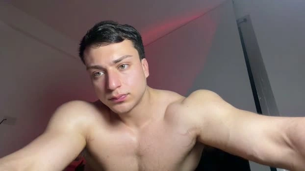 benicio03 26-10-2026 Male suckshow kink Video
