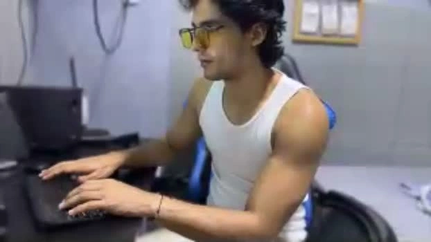 jhon_2000s 25-10-2026 Male bigtoys skinny Video