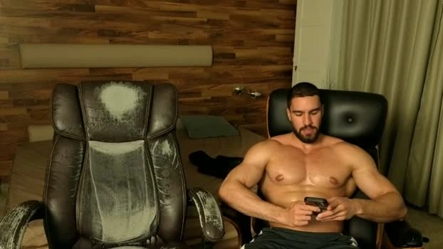 ivanhydee 27-10-2026 Male dirty striptease Video