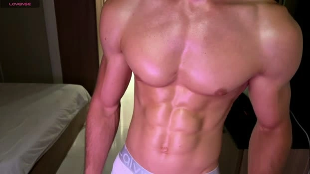 lilyloove1 27-10-2026 Male deep kissing Video