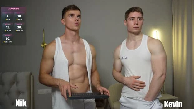nik_sharp 26-10-2026 Male cute bigballs Video