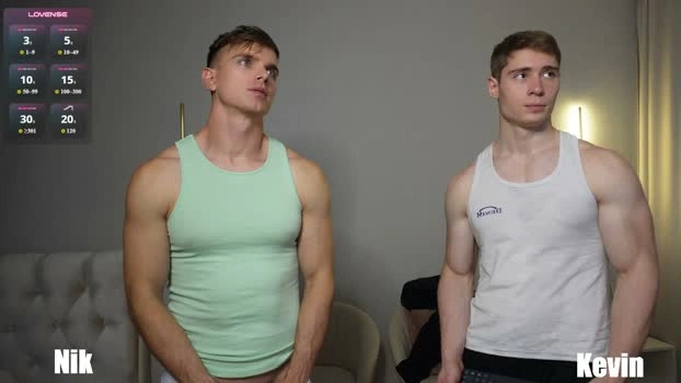 nik_sharp 29-10-2026 Male yummy suckshow Video