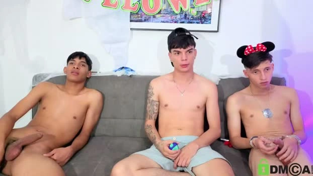 chillbicrew 31-10-2026 Male strip XXX Video