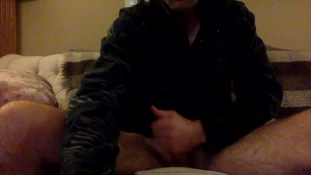 emerald_skyz 31-10-2026 Male bigdick bigass Video