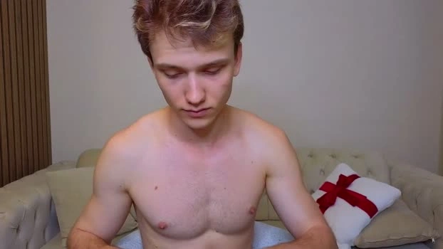 pupsenish 31-10-2026 Male sexymale natural Video
