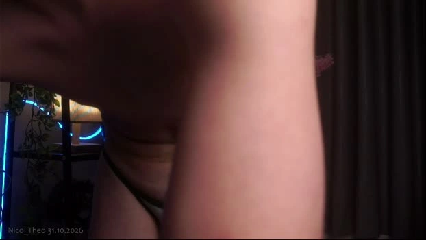 nico_theo 31-10-2026 Male hard Video Video